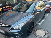 Gebraucht Hyundai i30 105 PS (77 kW) 2011 Grau Kleinwagen