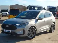 Usado Ford Kuga ST-Line 180 HP (132 kW) 2025 Prateado SUV