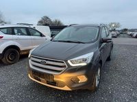Gebraucht Ford Kuga Titanium 150 PS (110 kW) 2019 Grau SUV