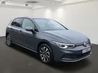 Gebraucht VW Golf VIII Active 150 PS (110 kW) 2022 Delfingrau metallic Limousine