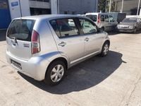 Gebraucht Daihatsu Sirion 69 PS (50 kW) 2009 Silber Kleinwagen