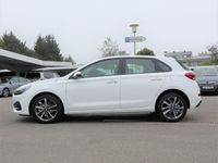 gebraucht Hyundai i30 Trend +48V/Navi-P./Komfortpaket Autom./Klima