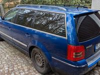 Gebraucht VW Passat Comfortline 150 PS (110 kW) 2002 Blau Kombi