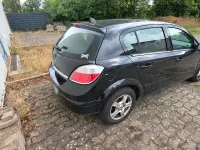 Gebraucht Opel Astra 105 PS (77 kW) 2006 Schwarz Limousine