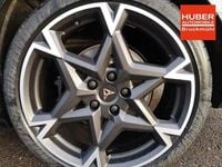 Neu Cupra Leon VZ 333 PS (244 kW) 2025 Midnightschwarz metallic midnightschwarz metallic Kombi