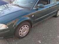 Gebraucht VW Passat 2001 Grün Limousine