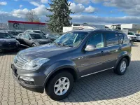 Gebraucht SsangYong Rexton Quartz 178 PS (130 kW) 2017 Grau SUV