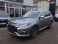Gebraucht Mitsubishi Outlander P-HEV Basis 135 PS (99 kW) 2020 Platinumgrau SUV
