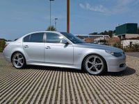 Gebraucht BMW 523 177 PS (130 kW) 2006 Silber Limousine