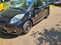 Gebraucht Toyota Yaris 90 PS (66 kW) 2010 Schwarz Kleinwagen