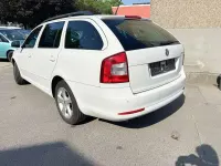 Gebraucht Skoda Octavia Elegance 160 PS (117 kW) 2013 Candyweiss Kombi