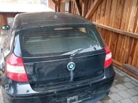 Gebraucht BMW 118 130 PS (95 kW) 2006 Schwarz Kleinwagen
