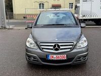Gebraucht Mercedes B160 95 PS (69 kW) 2010 Grau Van / Kleinbus