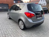 Gebraucht Opel Meriva Innovation 120 PS (88 kW) 2011 Grau Van / Kleinbus