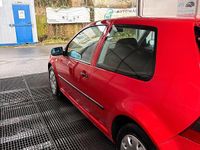 Gebraucht VW Golf VIII 75 PS (55 kW) 2021 Rot Kleinwagen
