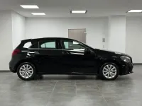Gebraucht Mercedes A180 122 PS (89 kW) 2016 Schwarz Kleinwagen