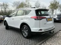 Gebraucht Toyota RAV4 Hybrid 155 PS (114 kW) 2017 Weiß SUV
