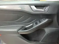 Gebraucht Ford Focus Titanium 120 PS (88 kW) 2020 Blau Kombi