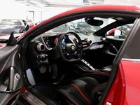Gebraucht Ferrari 812 799 PS (587 kW) 2018 Rot