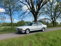 Gebraucht BMW 730 218 PS (160 kW) 1992 Weiß Limousine