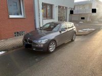 Gebraucht BMW 114 102 PS (75 kW) 2013 Grau Kleinwagen