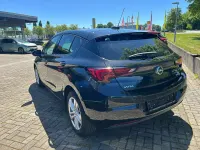 Gebraucht Opel Astra Active 150 PS (110 kW) 2017 Onyx schwarz Kleinwagen