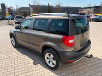 Gebraucht Skoda Yeti 110 PS (80 kW) 2013 Braun SUV