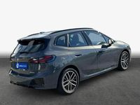 Neu BMW 220 156 PS (114 kW) 2025 Grau Kombi