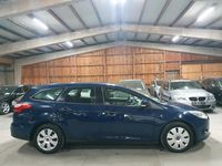 Gebraucht Ford Focus Ambiente 101 PS (74 kW) 2014 Blau Kombi