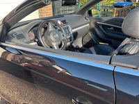 Second-hand VW Eos 160 CP (117 kW) 2011 Negru Cabrio