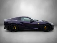 Gebraucht Ferrari 812 799 PS (587 kW) 2024 Violett Cabrio