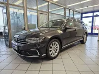Gebraucht VW Passat GTE 218 PS (160 kW) 2021 Mangangraumet. (metallic) Kombi