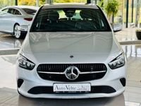 Usata Mercedes B220 190 CV (139 kW) 2023 Argento Monovolume