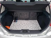 Gebraucht Ford Fiesta Ghia 82 PS (60 kW) 2009 Silber Limousine