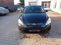 Gebraucht Kia ProCeed 126 PS (92 kW) 2010 Schwarz Kleinwagen