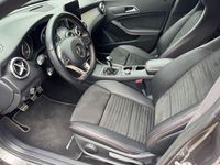 Gebraucht Mercedes CLA200 AMG line 156 PS (114 kW) 2019 Grau Limousine