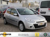 Gebraucht Renault Clio III Expression 75 PS (55 kW) 2010 Silber metallic Kleinwagen