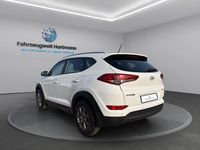 Gebraucht Hyundai Tucson 132 PS (97 kW) 2016 Weiß SUV