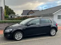 Używany VW Golf VII Edition 86 KM (63 kW) 2014 Czarny Sedan/Limuzyna