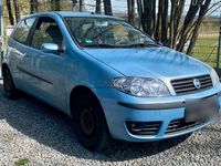 Gebraucht Fiat Punto 95 PS (69 kW) 2004 Blau Kleinwagen