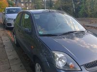 Gebraucht Ford Fiesta 109 PS (80 kW) 2006 Grau Kleinwagen