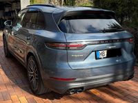 Second-hand Porsche Cayenne 462 CP (339 kW) 2019 Albastru SUV