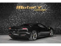 Second-hand Ferrari 296 829 CP (609 kW) 2025 Negru Cabrio