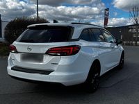 Gebraucht Opel Astra 150 PS (110 kW) 2018 Weiß Kombi