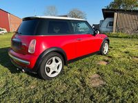 Usata Mini Cooper 115 CV (84 kW) 2003 Rosso Utilitaria