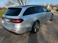 Gebraucht Mercedes E220 AMG 194 PS (142 kW) 2018 Silber Kombi