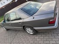Usata Mercedes E220 150 CV (110 kW) 1994 Grigio Berlina