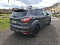 Gebraucht Ford Kuga ST-Line 150 PS (110 kW) 2019 Grau SUV