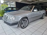 Gebraucht Mercedes 300 220 PS (161 kW) 1993 Silber Cabrio