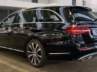 Gebraucht Mercedes E300 194 PS (142 kW) 2020 Schwarz Kombi